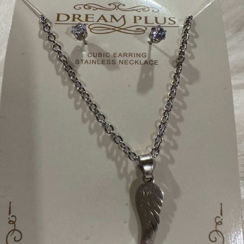 Silver Wing Necklace and Earring Set